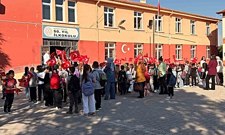 Ayrıntılar Netleşti: Tomarza’da yeni eğitim - öğretim yılı resmen start aldı: Gelişmeler Takip Ediliyor