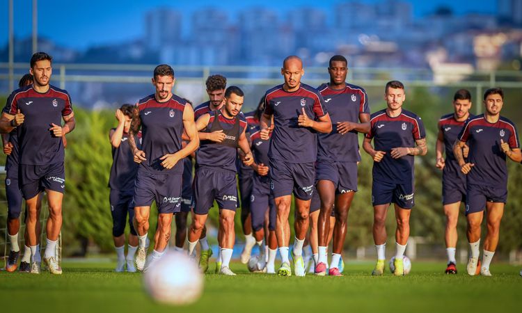 Ayrıntılar Netleşti: Trabzonspor'da Franculino Dju ilk antrenmana çıktı | İşte Tüm Ayrıntılar