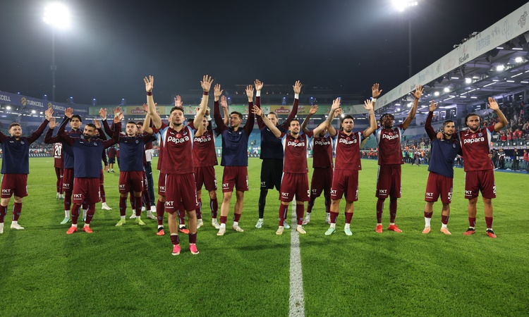 Ayrıntılar Netleşti: Trabzonspor, Rizespor'u 4-3 yendi; 25 yıl sonra 2-0 geriden deplasman maçını kazandı - So