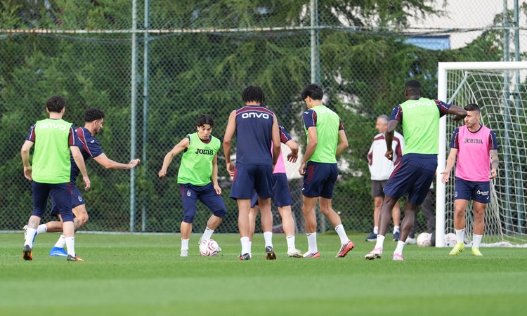 Ayrıntılar Netleşti: Trabzonspor, Thomas Reis yönetiminde Samsunspor maçı hazırlıklarını sürdürdü: Gelişmeler