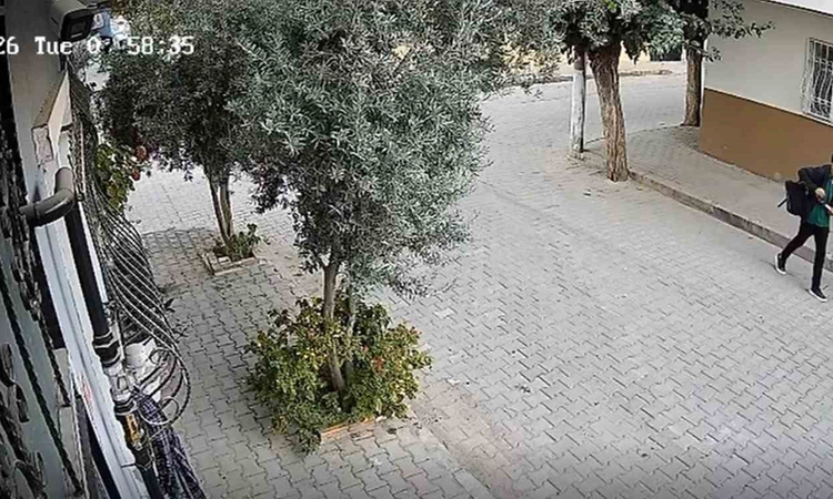 Ayrıntılar Netleşti: Turgutlu'da okul saldırısında 11 öğrenci yaralandı, şüphelinin yeni görüntüleri çıktı | İ