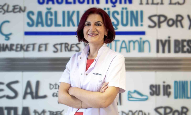 Ayrıntılar Netleşti: Uzm. Dr. Ayşegül Alpay, cildin erken yaşlanmasında UV ışınlarına dikkat çekti | İşte Tüm