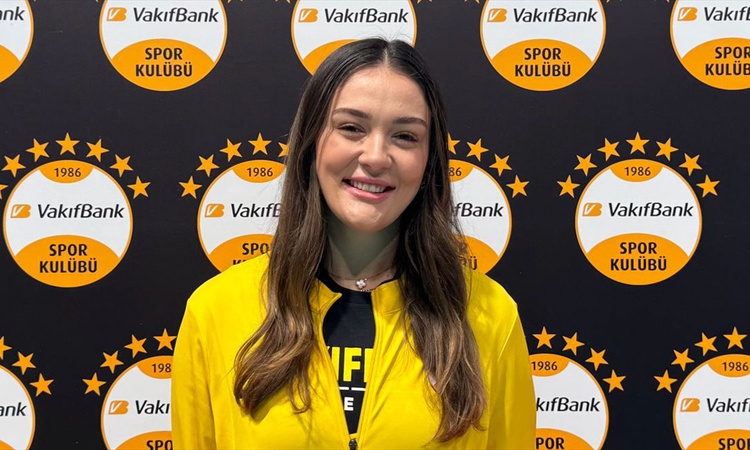 Ayrıntılar Netleşti: VakıfBank kaptanı Zehra Güneş, sezona kupayla başlamanın motivasyon olduğunu söyledi: Gel