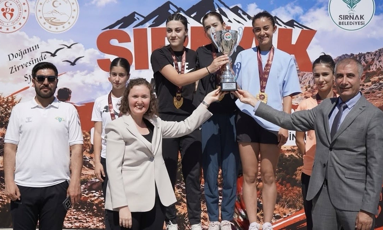 Ayrıntılar Netleşti: Vanlı atletizm sporcusu Meryem Korkuç, Türkiye 2.’si oldu - Son Dakika Bilgileri