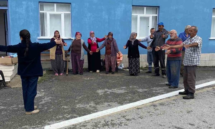 Ayrıntılar Netleşti: Yığılca'da 60 yaş ve üzeri vatandaşlara hareket etkinliği düzenlendi | İşte Tüm Ayrıntıla