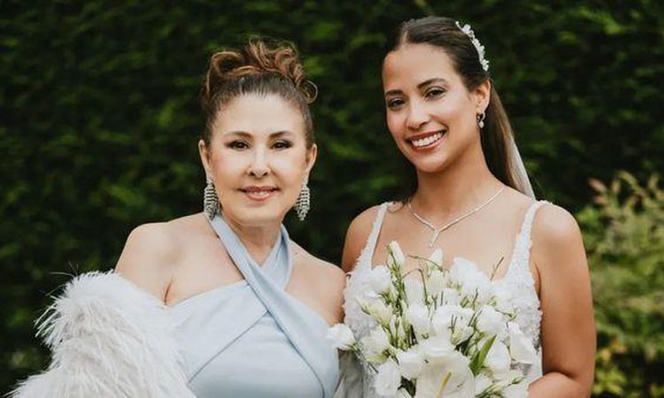 Who is Ayşe Nazlı Yumlu? How old is Nilüfer's daughter Ayşe Nazlı Yumlu, what is her degree, who is her father? - News