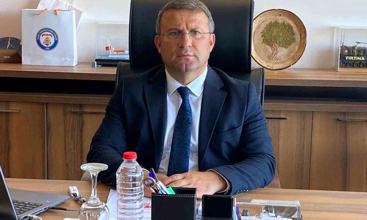 Ayvalık's new district governor, Ömer Cimşit, started his duty - News