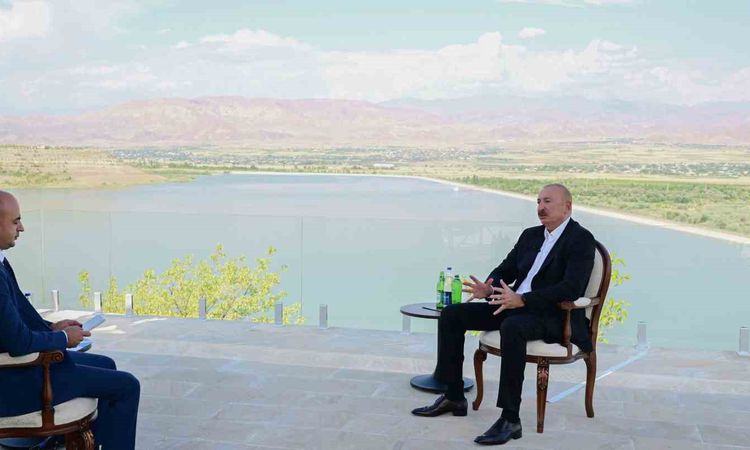 Azerbaycan Cumhurbaşkanı Aliyev: "Nahçıvan’a Ermenistan toprakları üzerinden elektrik hatlarının çekilmesi pro
