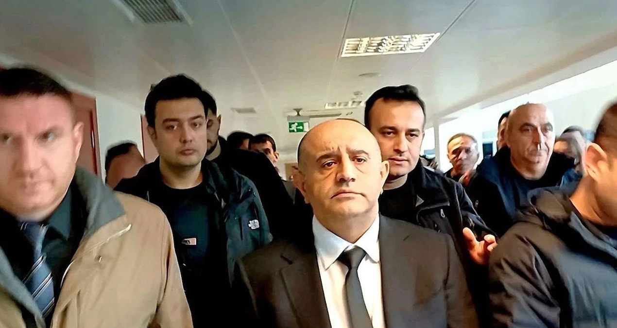 Sıcak Gündem: Aziz İhsan Aktaş’ın korumalarına VIP loca - Haberleri: Gelişmeler Takip Ediliyor