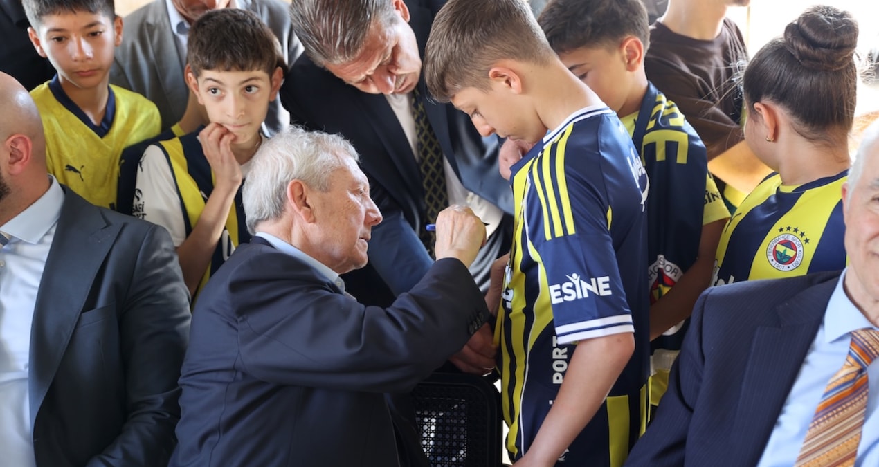 Sıcak Gündem: Aziz Yıldırım’dan sarı-lacivertli camiaya çok önemli bir uyarı geldi! UEFA Fener’i küme düşürür