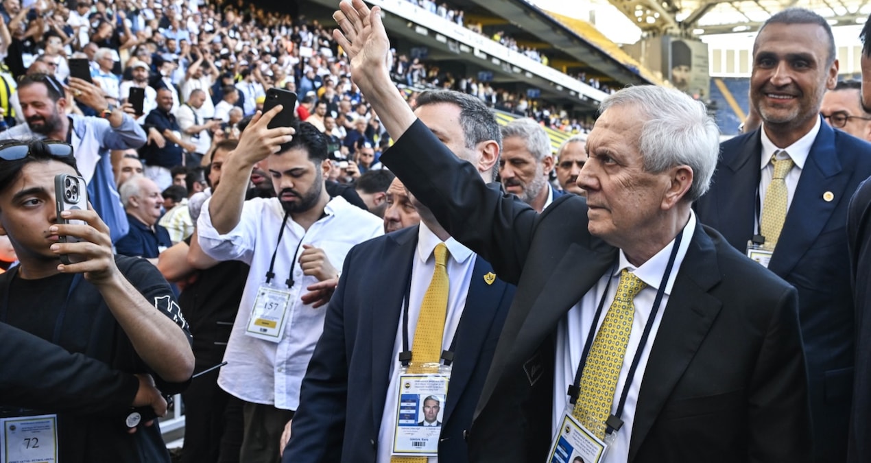 Son Gelişme: Aziz Yıldırım ilk transferini bitiriyor! Üç yıllık anlaşma - Haberleri ve Merak Edilenler