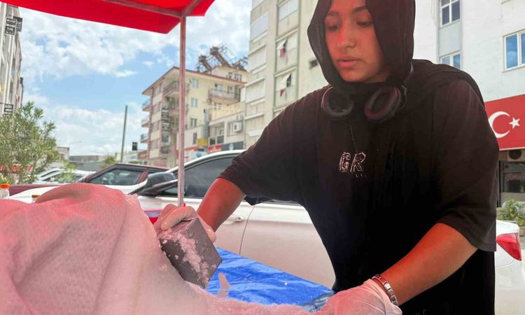 Gündemden Son Bilgiler: Babasının Torosların zirvesinde ağaç motoruyla kesip getirdiği karlar, 14 yaşındaki Kü
