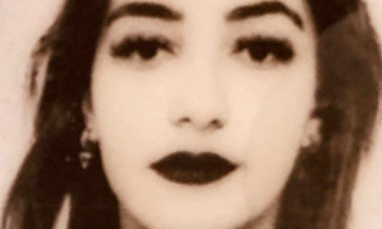 Kritik Açıklama: Bafra'da Genç Kız Balkondan Düşerek yaşamını yitirdi - Haberleri ve Merak Edilenler