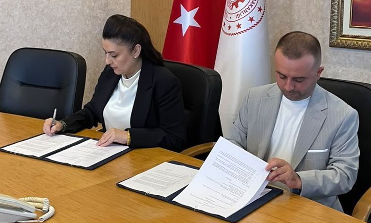 Kritik Açıklama: Bafra, yamaç paraşütü projesiyle turistlerin cazibe merkezi olacak - Haberleri - Son Dakika B