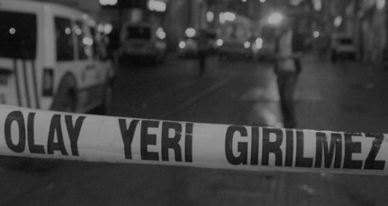 Bağcılar'da 17 yaşındaki çocuk 2 polisi bıçakla yaraladı - Haberleri: Gelişmeler Takip Ediliyor