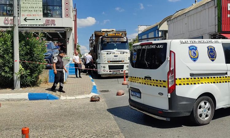 Gündemden Son Bilgiler: Bağcılar'da Kamyonda Ölü Bulundu - Son Dakika Haberleri | İşte Tüm Ayrıntılar