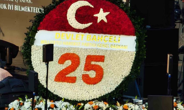 Sıcak Gündem: Bahçeli'den AK Parti'ye 25. Yıl Çelengi - Haberleri ve Merak Edilenler