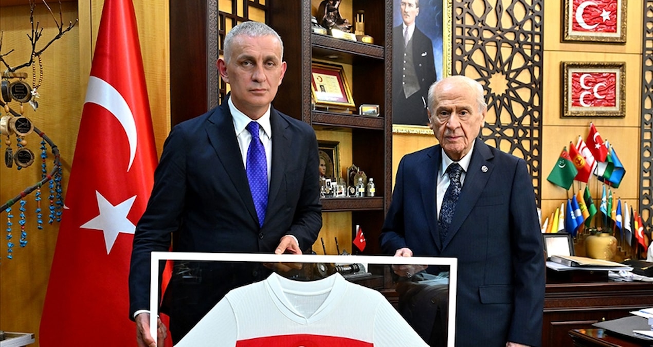 Son Gelişme: Bahçeli'den Hacıosmanoğlu'na Türk futbolunu sarsacak mesaj: 'Ligi tescil etme' - Son Dakika Haber