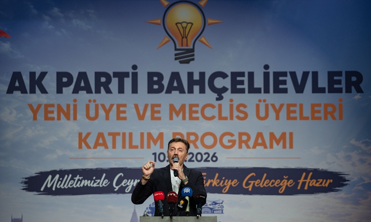 Bahçelievler'de CHP'li 3 meclis üyesi AK Parti'ye geçti | İşte Tüm Ayrıntılar