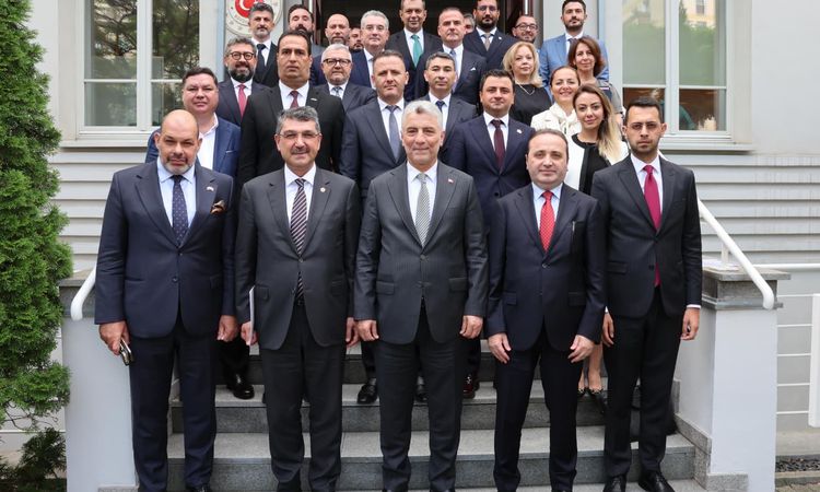 Bakan Bolat Varşova'da iş dünyasıyla buluştu - Haberleri ve Merak Edilenler