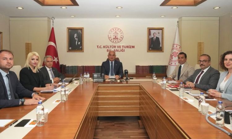 Son Gelişme: Bakan Ersoy: Dünya mirasının kalbi 2027'de İstanbul'da atacak - Son Dakika Haberleri ve Merak Edi
