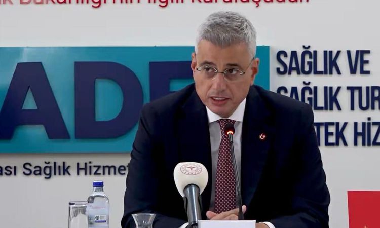 Gündemden Son Bilgiler: Bakan Memişoğlu'na açıkça sorduk: Korona aşıları kalp krizi ölümlerini tetikledi mi? -