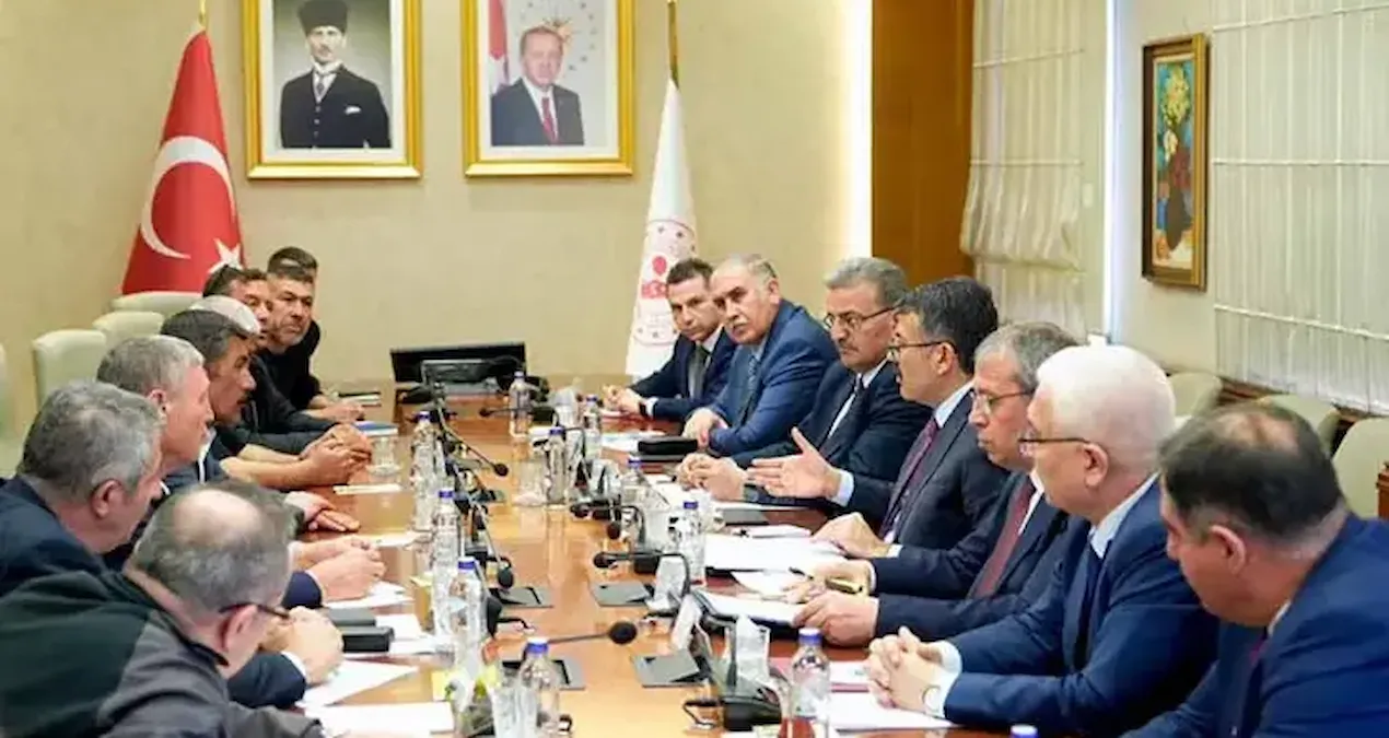 Bakanlıkların kefil olduğu patron devleti de çarpmış - Haberleri - Son Dakika Bilgileri