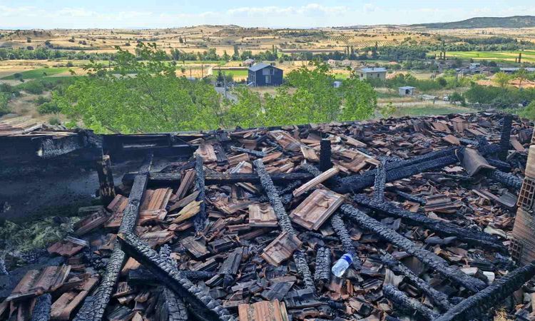 The health center in Balıkesir, where the fire spread to the ground, became unusable - News