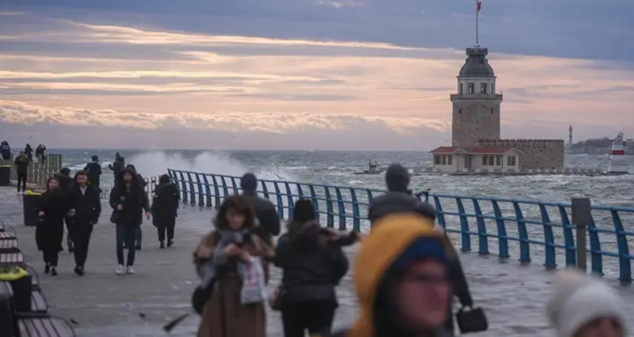 Ayrıntılar Netleşti: Balkanlardan yola çıktı saatler sonra İstanbul'u etkisi altına alacak... - Son Dakika Hab