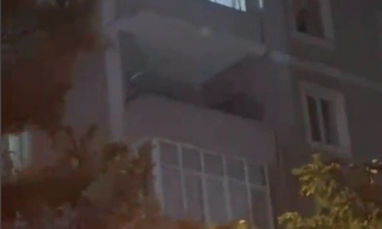 Balkon duvarında dans eden kadın korkuttu - Haberleri ve Merak Edilenler