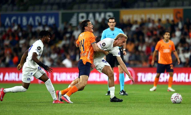 Gündemden Son Bilgiler: Başakşehir-Inter Turku: 15 dakika golsüz - Haberleri ve Merak Edilenler