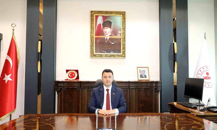 Başkale District Governor Cihangir took the seat - Last Minute