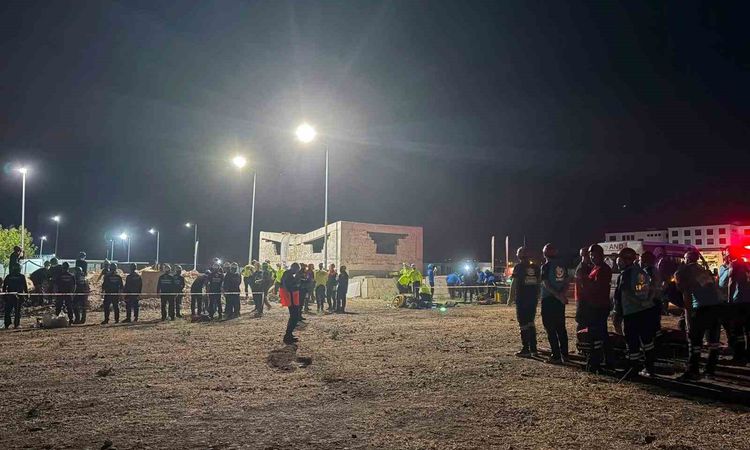 Son Gelişme: Batman'da 17 Ağustos Deprem Yıl Dönümü Tatbikatı - Son Dakika Haberleri