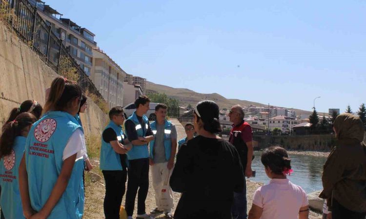 Kritik Açıklama: Bayburt'ta Çocuklara 'Hayalet Ağ' Farkındalık Etkinliği - Son Dakika Haberleri | İşte Tüm Ayr