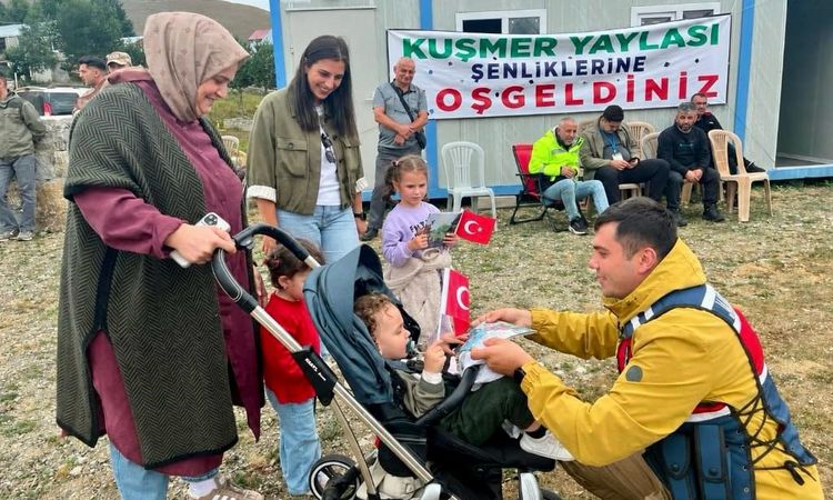 Kritik Açıklama: Bayburt’ta yayla şenliğinde 763 kişiye güvenlik bilgilendirmesi - Haberleri ve Merak Edilenle