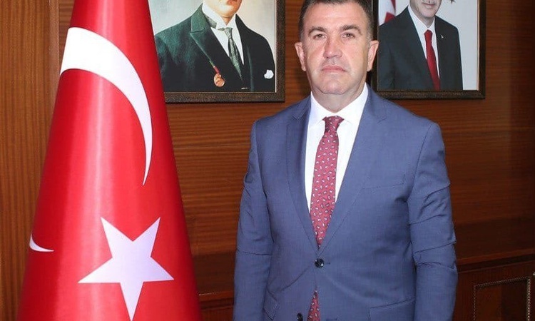 Bayburt Valisi Eldivan, muhtarların yerel yönetimin temel unsuru olduğunu söyledi ve Merak Edilenler