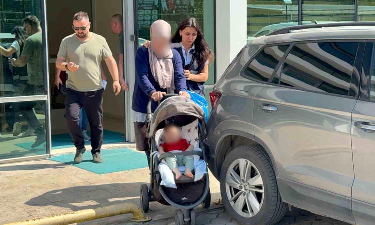Arrest warrant issued for husband and wife caught with 1 kilo of methamphetamine in their baby stroller - Breaking News