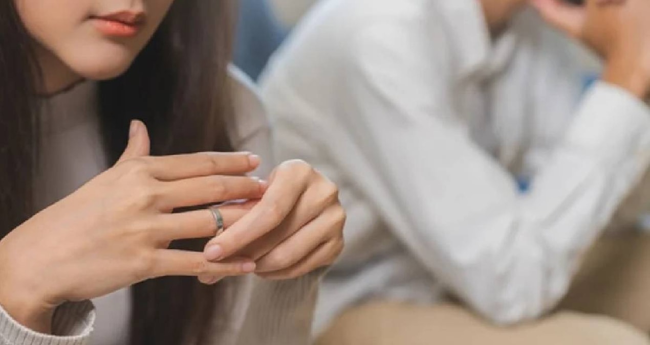 Ayrıntılar Netleşti: Bedeniniz gerçeği ele veriyor: Toksik ilişkilerin gizli fiziksel belirtileri - En Son Hab