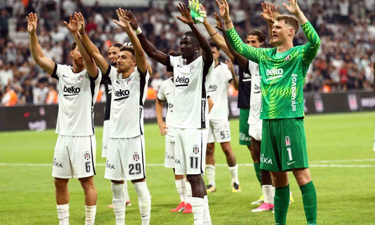 Sıcak Gündem: Beşiktaş, Hradec Kralove deplasmanında - Son Dakika ve Merak Edilenler