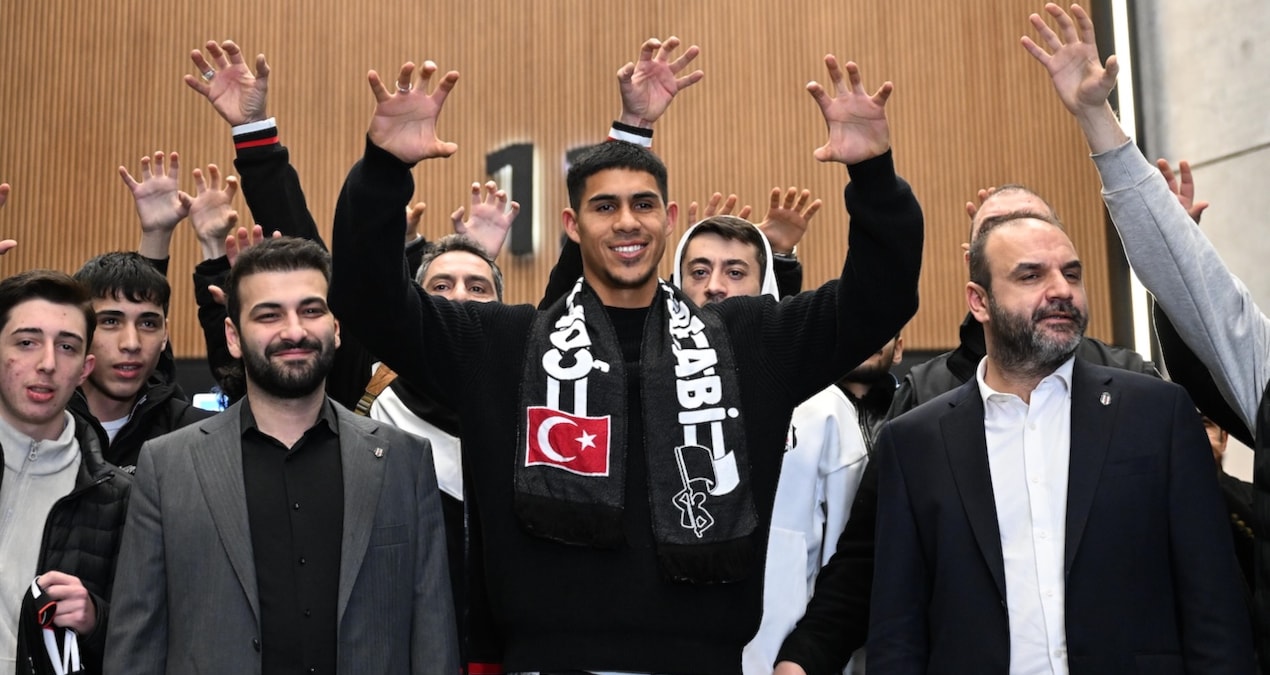 Ayrıntılar Netleşti: Beşiktaş'ın yeni kalecisi Vasquez İstanbul'a geldi - Haberleri: Gelişmeler Takip Ediliyor