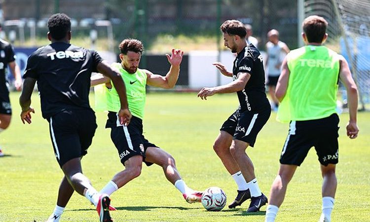 Kritik Açıklama: Beşiktaş, Midtjylland mesaisini sürdürdü - Son Dakika