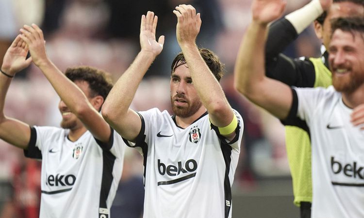 Kritik Açıklama: Beşiktaş'ta 16 yıl aradan sonra bir ilk - Son Dakika Haberleri - Son Dakika Bilgileri