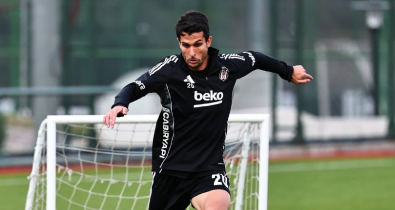Son Gelişme: Beşiktaş'ta kadro dışı bırakılan Necip Uysal'dan flaş karar - Son Dakika