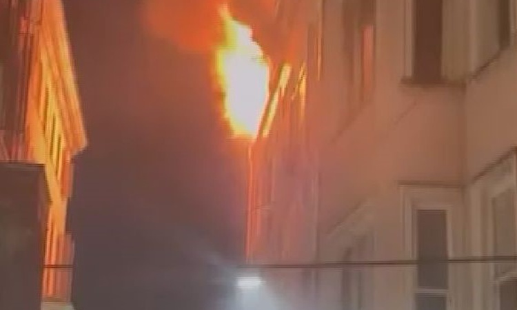 Beyoğlu'nda otelde yangın | İşte Tüm Ayrıntılar