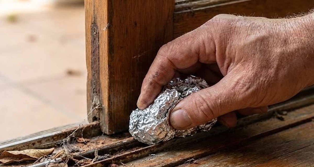 Gündemden Son Bilgiler: Bez girmiyor, fırça işlemiyor: Ama 'folyo top' girdiği an ayna gibi yapıyor - Haberler