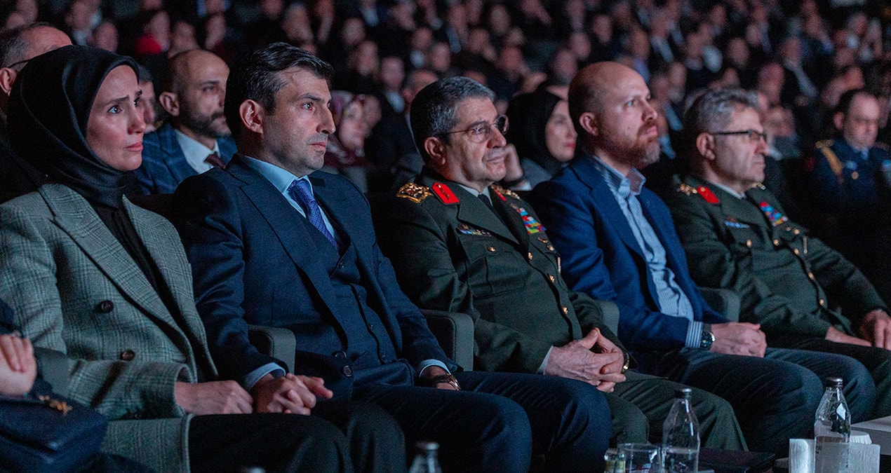 Gündemden Son Bilgiler: Bilal Erdoğan siyasete ısınma turunda mı? Yüzde 400 artış... - Haberleri