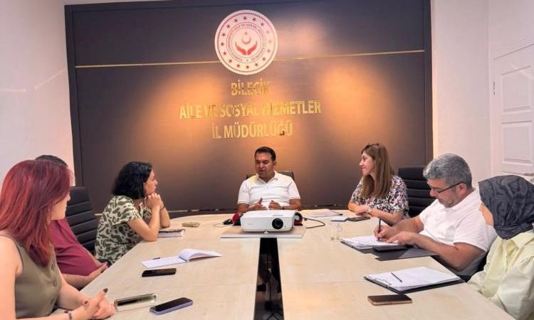 Bilecik'te Ebeveyn Kaybı Yaşayan Çocuklar İçin Proje Toplantısı: Gelişmeler Takip Ediliyor