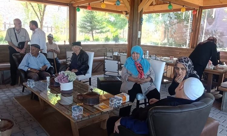 Sıcak Gündem: Bilecik'te Huzurevi Sakinleri Lavanta Bahçesinde Doğayla Buluştu - Haberleri - Son Dakika Bilgil