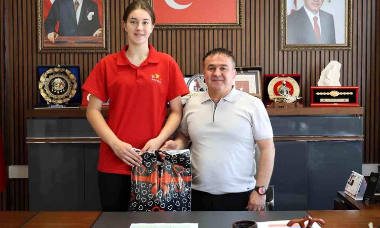 Kritik Açıklama: Bilecikli sporcu TVF Spor Lisesi'ni kazandı - Son Dakika | İşte Tüm Ayrıntılar