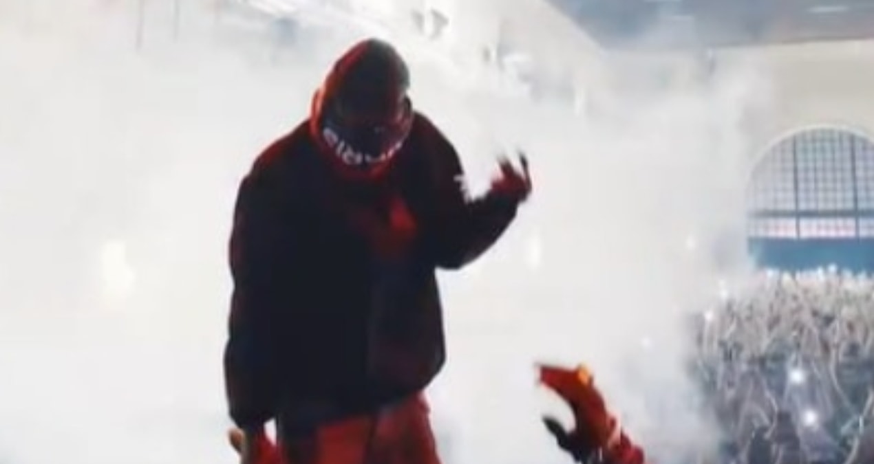 Bileti 50 Bin TL'yi bulan konserde yüzünü bile göstermedi! Travis Scott sahnede sadece 18 dakika kaldı - Son D